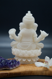 Ganesha in snow quartz 17 cm