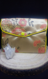 bag yellow (12 x 10 cm) with button and zipper