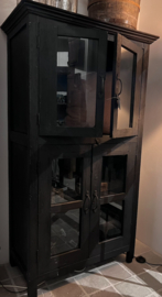 Aura Peeperkorn Old Glass Cabinet