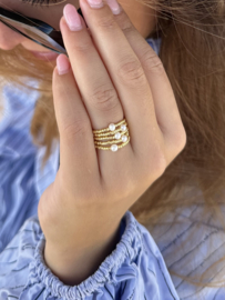 Pearly ring