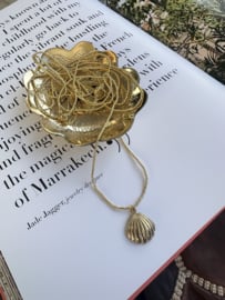 Ocean treasure necklace