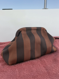 Fleur clutch