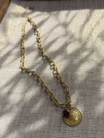 Yuyu necklace