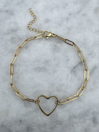 Flirty bracelet