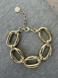 Chunky bold bracelet deluxe