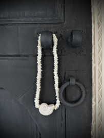 Shell necklace white