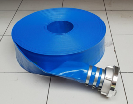 Plat oprolbare blauwe PVC afvoerslang | waterpompslang | bouwslang | diameter 2,5" - 63 mm - DN 65 | ROL = 25 METER | € 2,95 per meter