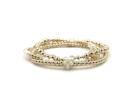 Armband Layla met parelbolletje en real gold plated balletjes