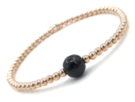 Armband June met rosé real gold plated balletjes en zwarte onyx edelsteen