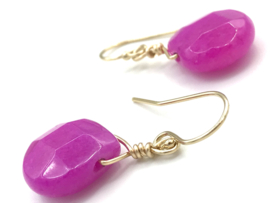 Oorbellen real gold plated met prachtige roze chalcedoon druppel edelsteen