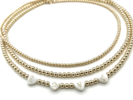Ketting Love heart met real gold plated balletjes en luxe parelmoer hartjes