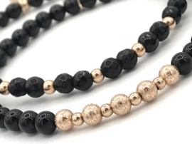 Armband Elize met rosé real gold plated balletjes en onyx edelsteen