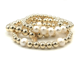 Armband Rosa met witte parels en real gold plated balletjes