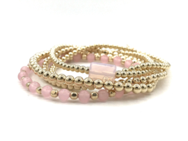 Armband Pink Lady met facet real gold plated balletjes en roze jade  edelsteen