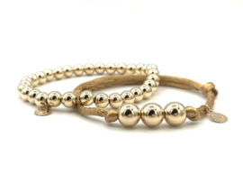 Armband Silk goud met real gold plated balletjes op goudkleurig satijnkoord