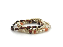 Armband Kaatje met real gold plated bolletjes en wieltjes van carneool edelsteen