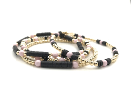 Armband Maeve met roze Swarovski pareltjes en real gold plated balletjes