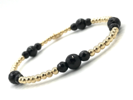 Armband Abigail met real gold plated balletjes en facet geslepen onyx