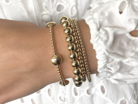 Armband Giulia four dishes met platte real gold plated balletjes