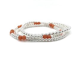 Armband Linde met Sterling zilveren balletjes en facet geslepen oranje jade