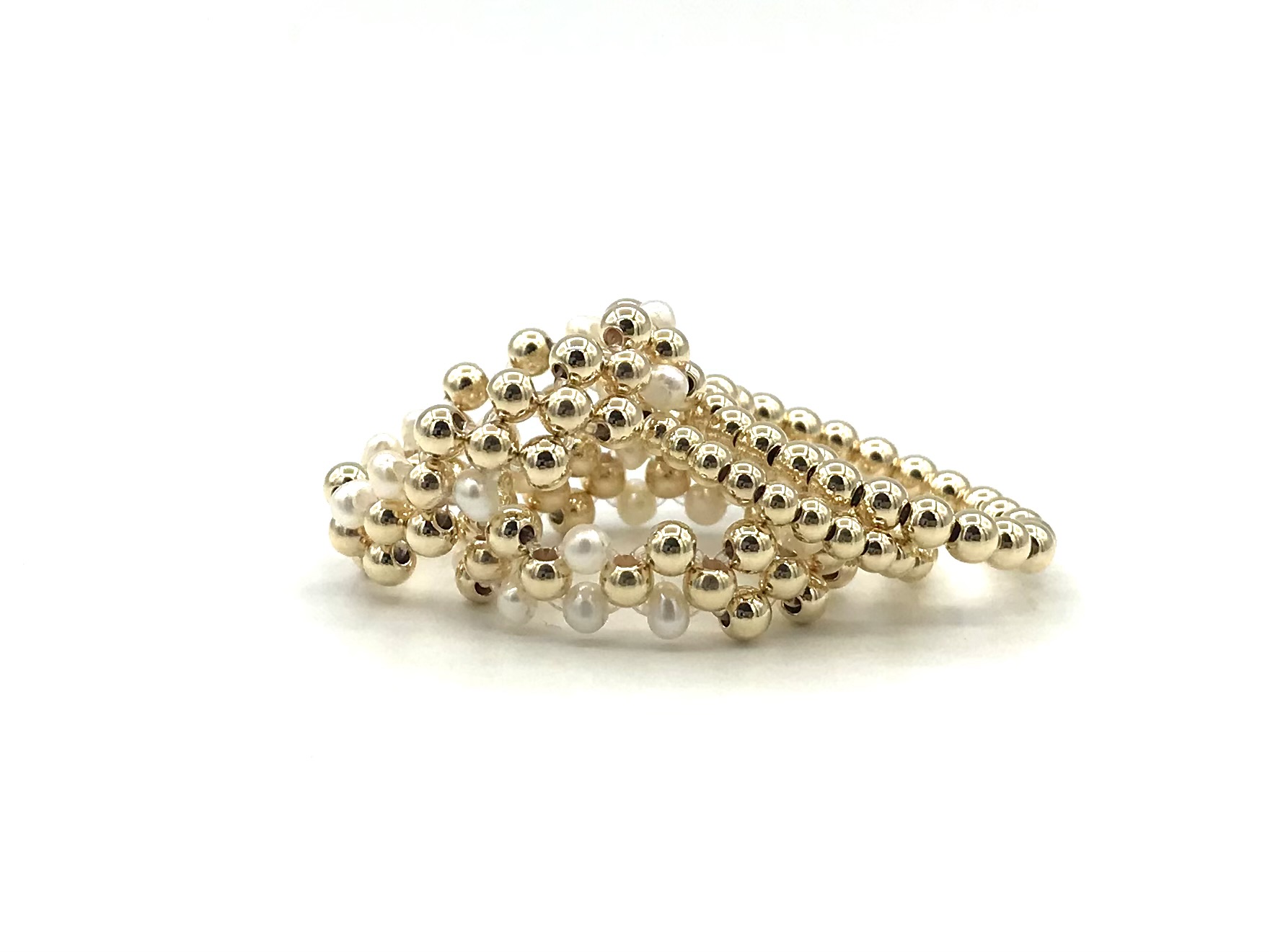 Stretch ring Zehra pearl met dubbele lagen real gold plated balletjes en pareltjes