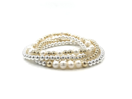 Armband Jaq met 925 Sterling zilveren balletjes en witte zoetwater parels