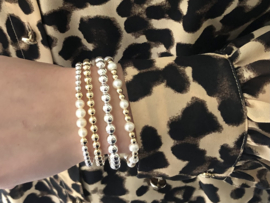Armband Jaq met 925 Sterling zilveren balletjes en witte zoetwater parels