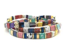 Armband Tila rainbow met gold plated balletjes en edelsteen