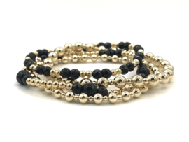 Armband Abigail met real gold plated balletjes en facet geslepen onyx