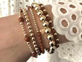 Armband Melisa met real gold plated balletjes en camelkleurige goudsteen