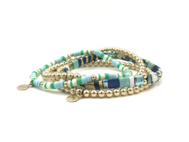 Armband Suzanne met real gold plated balletjes en blauw, groen en witte schijfjes