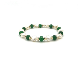 Armband Rhodé met real gold plated balletjes, groene jade en witte zoetwaterparels