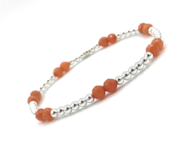 Armband Linde met Sterling zilveren balletjes en facet geslepen oranje jade