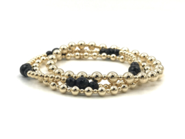 Armband Abigail met real gold plated balletjes en facet geslepen onyx