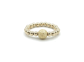 Stretch ring Chelsey met stardust bal en real gold plated balletjes