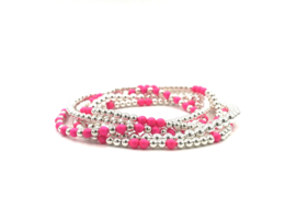 Armband Juula met Sterling zilveren balletjes en neon roze Swarovski pareltjes