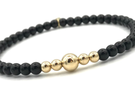 Armband Yara met zwarte onyx edelsteen en real gold plated balletjes