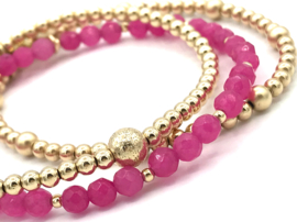 Armband Rosalie met roze chalcedoon edelsteen en real gold plated balletjes