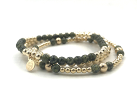 Armband Adriana met real gold plated balletjes en mosgroene jade