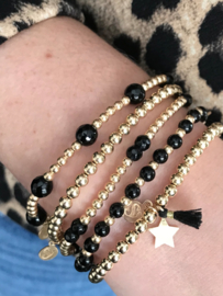 Armband Lynn met real gold plated balletjes en zwarte onyx edelsteen