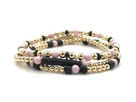 Armband Dewi met roze Swarovski pareltjes en real gold plated balletjes