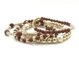 Armband Melisa met real gold plated balletjes en camelkleurige goudsteen
