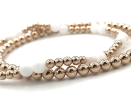 Armband Charlotte rosé met witte jade edelsteen en real gold plated balletjes