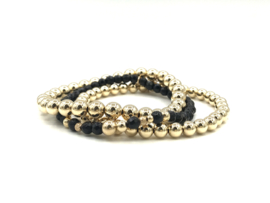 Armband Meike met real gold plated balletjes en zwarte onyx edelsteen