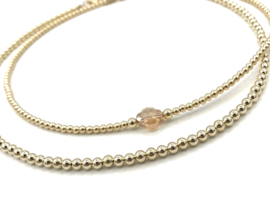 Ketting Chanel met facet geslepen shiny gold colored klaver en real gold plated balletjes