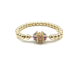 Armband Fee met real gold plated balletjes en gekleurd tussenstukje