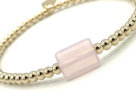 Armband Pinky met real gold plated balletjes en roze opalite edelsteen