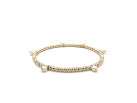 Armband Jolie met real gold plated balletjes en witte zoetwaterpareltjes