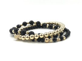 Armband Meike met real gold plated balletjes en zwarte onyx edelsteen