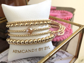 Armband Chanel met facet geslepen shiny gold colored klaver en real gold plated balletjes